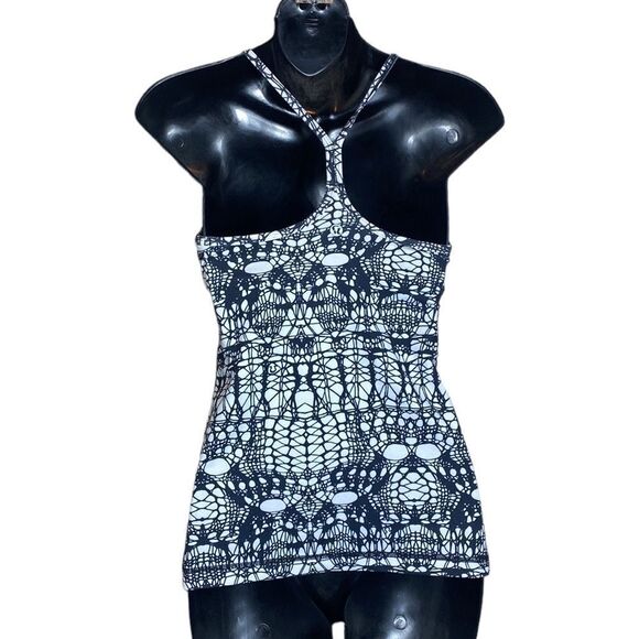 Lululemon black and white racerback shelf bra tank size 4 - Picture 3 of 3